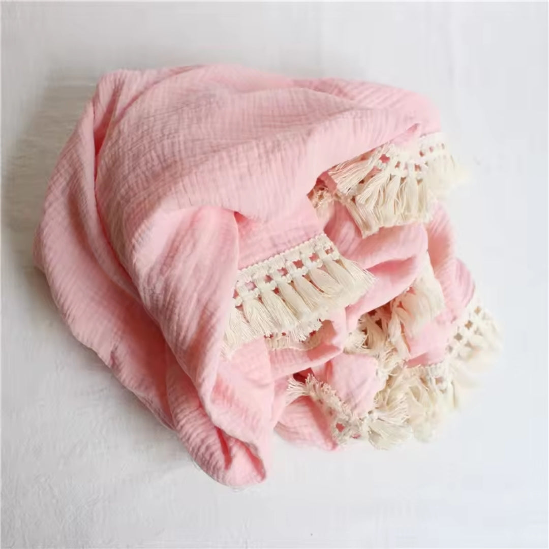 Tester - Embrodiered baby blanket, Muslin type with tassels edging